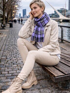 The Cashmere Shop 100% Cashmere Lily Plaid Scarf – Pre-Owned Excellent Condition